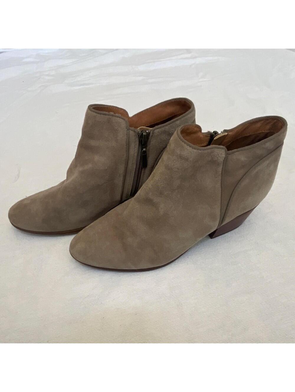 Suede Ankle Bootie women’s size 8 with Wedge Heel and Side Zip Almond Toe Taupe